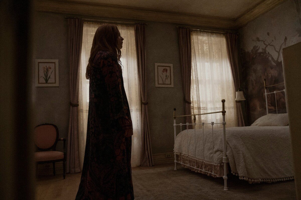 Servant_Photo_020102