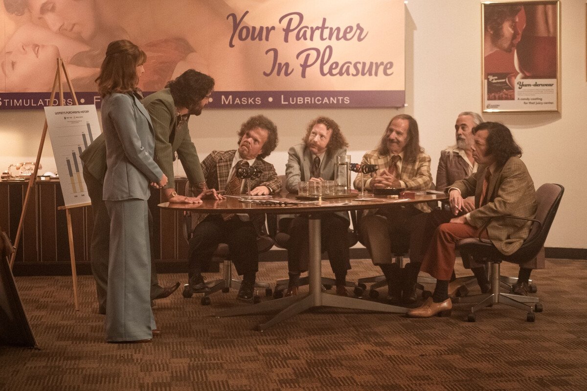 ophelia-lovibond-jake-johnson