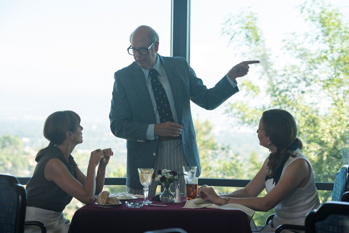 ophelia-lovibond-stephen-tobolowsky-lennon-parham