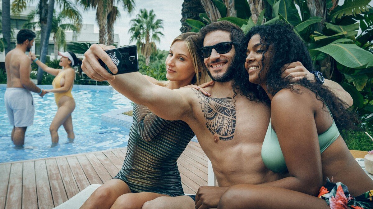 CuerpoLlamas_S01_E05_21112022_sophiekohler_-2149 A2_FULLRES