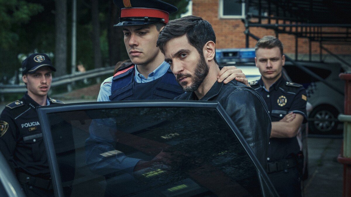 CuerpoLlamas_S01_E05_25112022_sophiekohler_-2715 A3_FULLRES(1)