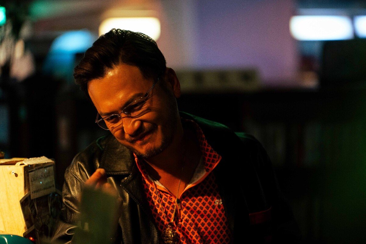 木曜4超玩全員驚喜現身《正港分局》 KID林柏昇詭異笑容造型曝光