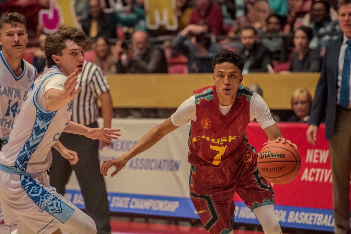 REZBALL_20230427_14686Rcg crop