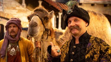 Wrześniowe premiery w Netflixie. "1670: Sezon 2", "Wednesday: Sezon 2 – Część 2" i "Black Rabbit"