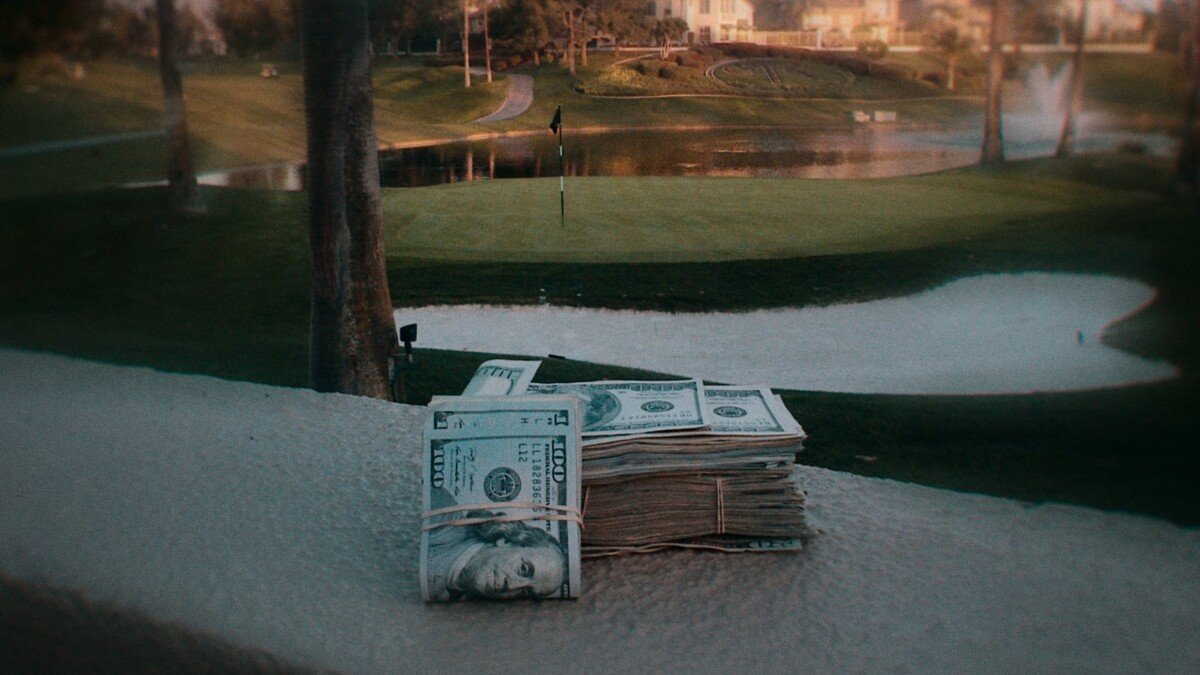 CQB_S1_FG_101_00032809_Still054_3000