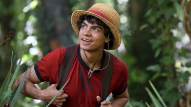 "Z Belfastu do nieba", "One Piece", "Którą wybrać?" oraz "Pani Playmen" na materiałach od Netflixa