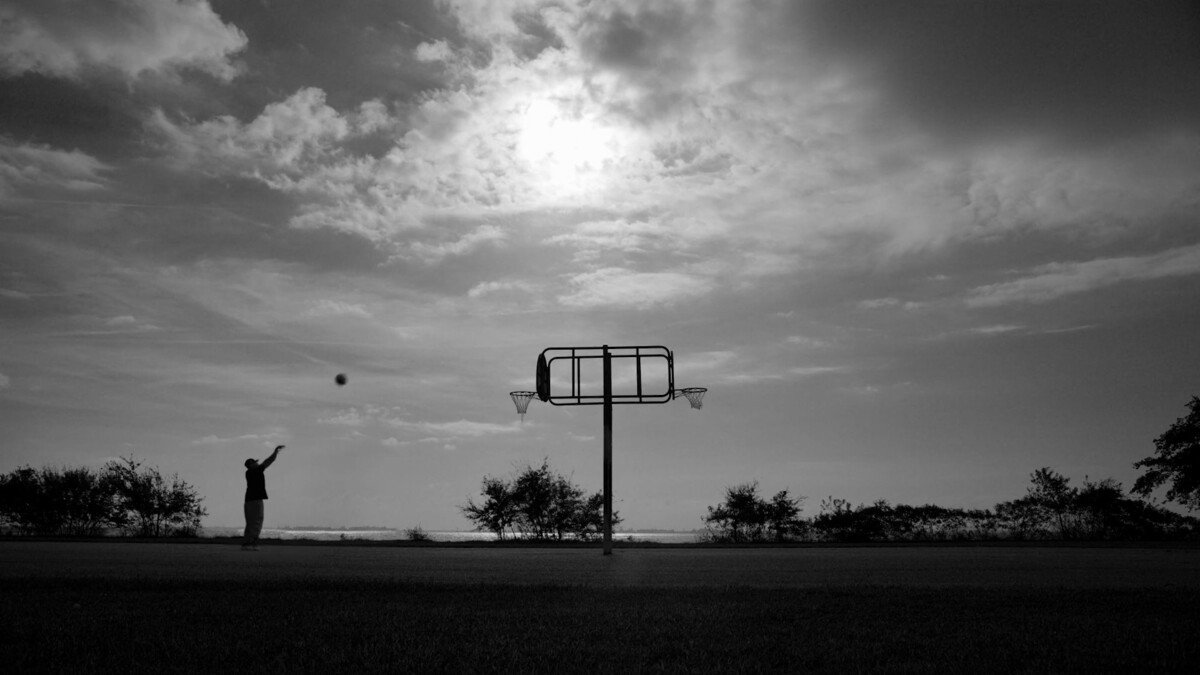 IVUN_S1_FG_101_00335112_Still106_3000