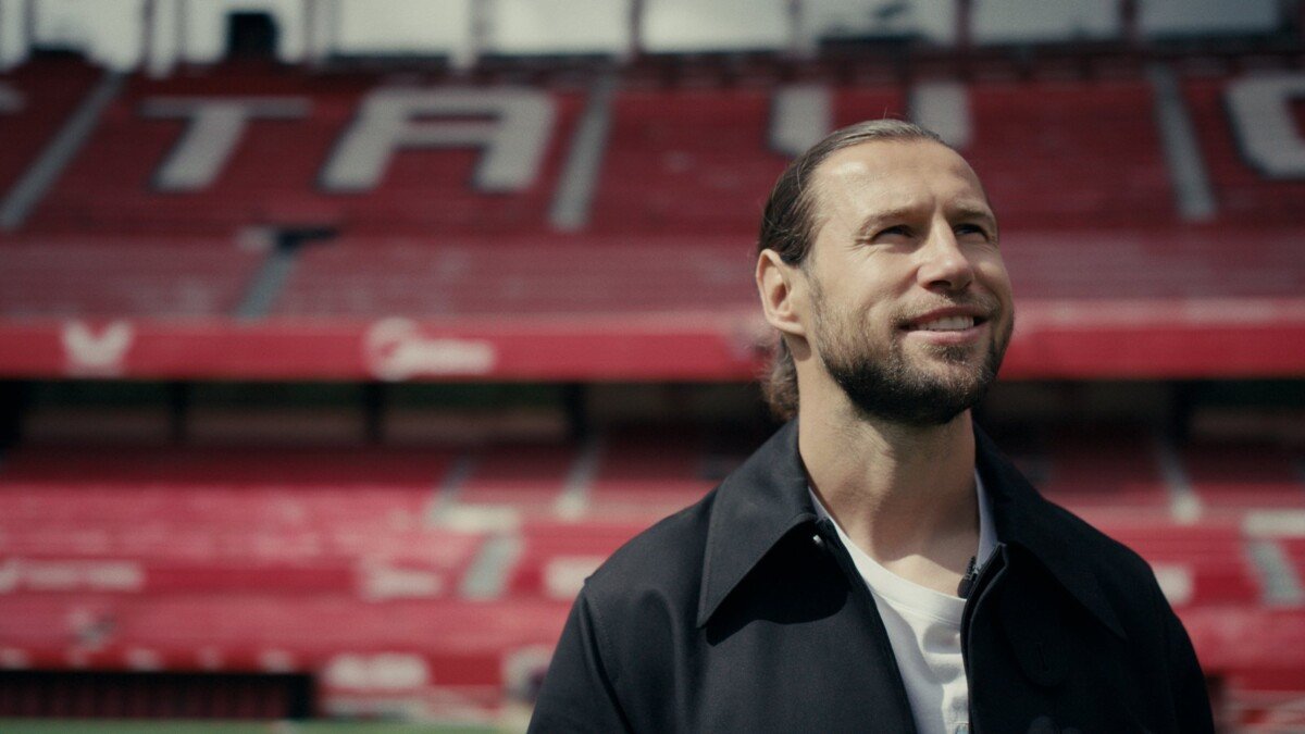 Krychowiak_krok_od_szczytu - premiera już 27 listopada (4)