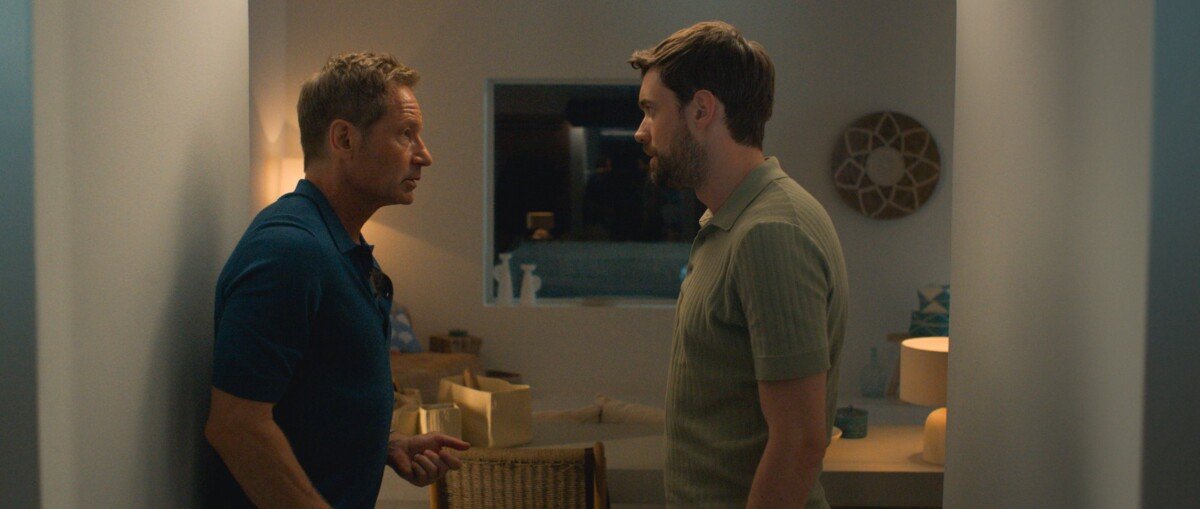 MLIC_S1_FG_00174501_Still006C_3000