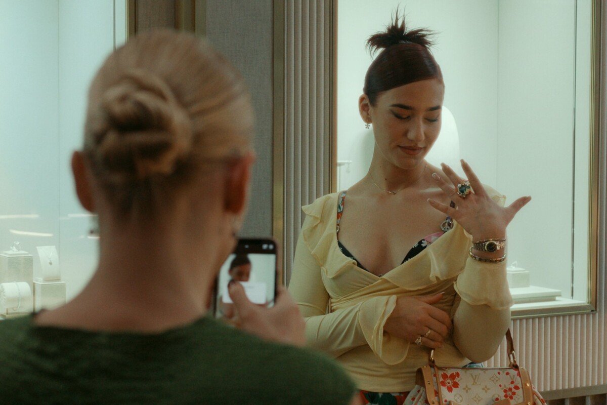 The_Asset_u_S1_E2_00_17_46_16