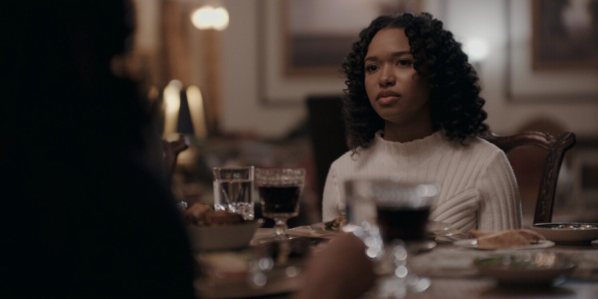 Beauty_in_Black_n_S2_E10_00_07_49_12R