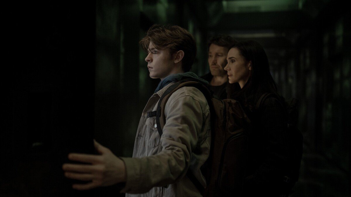 Dark_Mater_Photo_020201.jpg.photo_modal_show_home_large