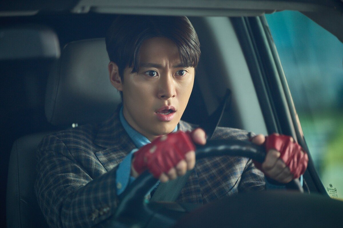 Laugh_Husbands in Action_still #3