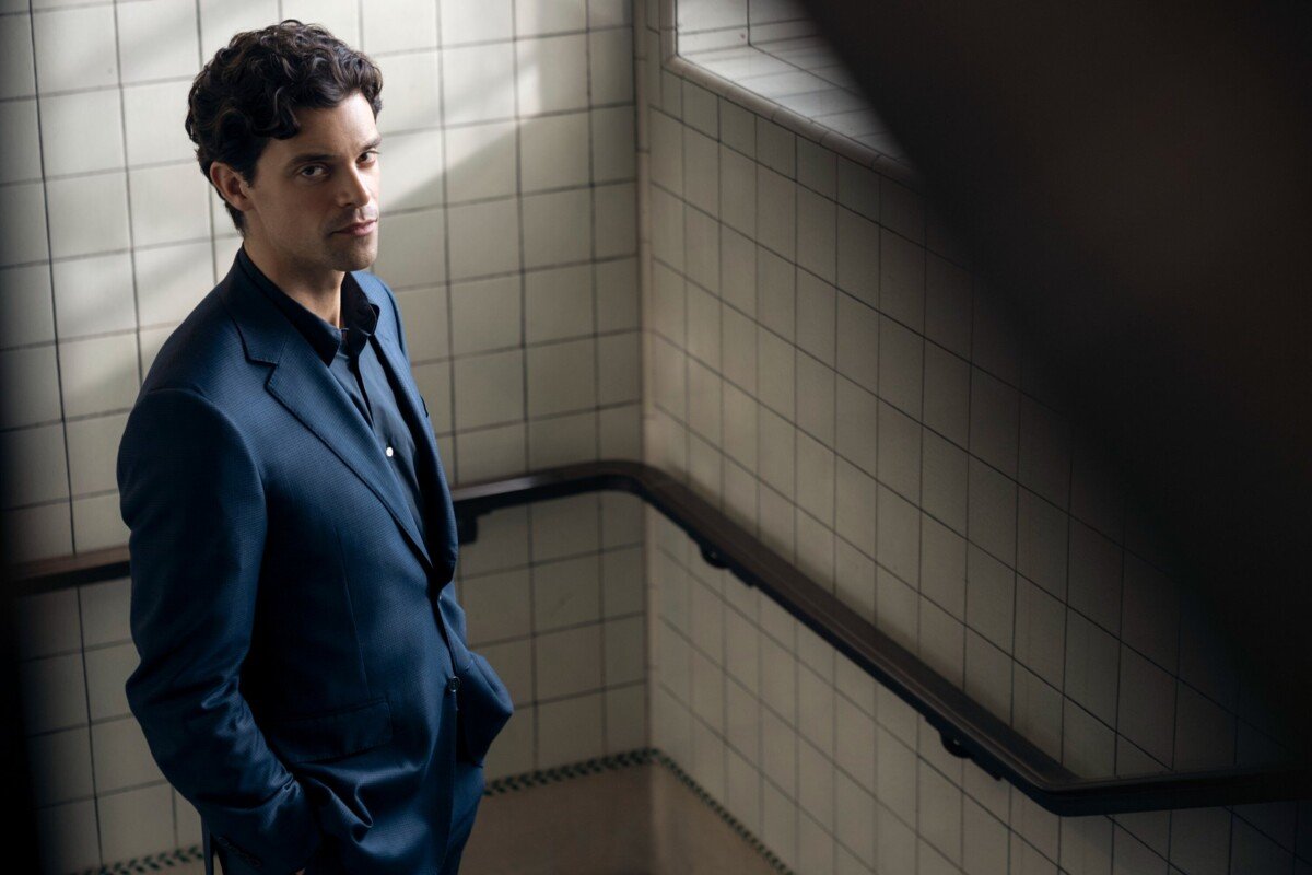 STEAL_S1_UT_240529_ROBLUD_00245RC_3000