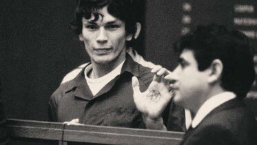 Richard Ramirez: Polowanie na seryjnego mordercę (2021) - recenzja serialu