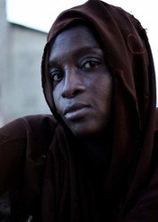 Między dwoma światami / Caught Between Two Worlds