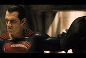 Batman v Superman - Exclusive Sneak [HD]