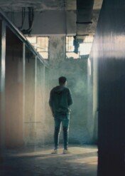 Przetrwać syryjskie więzienie / Surviving Syria's Prisons