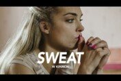Sweat (2020) spot #8 - sukienka, w kinach od 18 czerwca