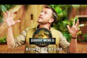 Jonathan Bailey On Crafting The World Of Jurassic World: Rebirth | Bonus Feature